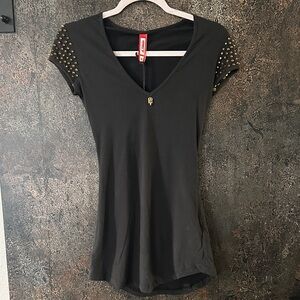 The Met Black Studded Short Sleeve Tee size xs